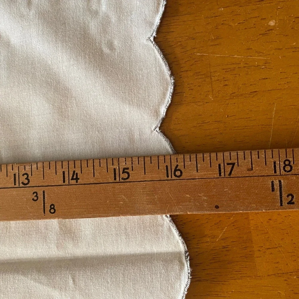 N/A vintage linen